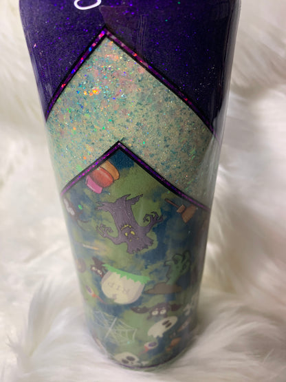 20 oz Vinyl V Split glitter cup that glows in the dark