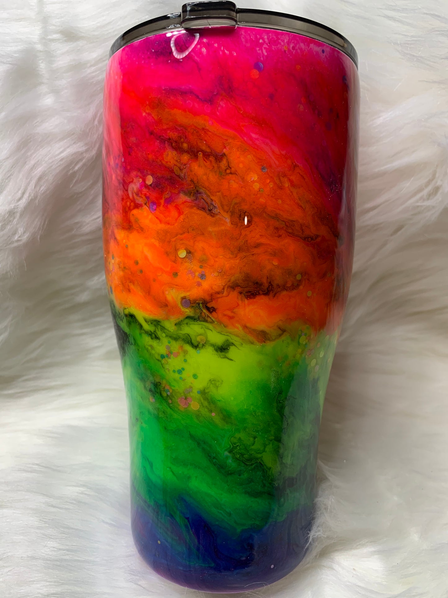 30 oz Modern Curve Neon Color Melt