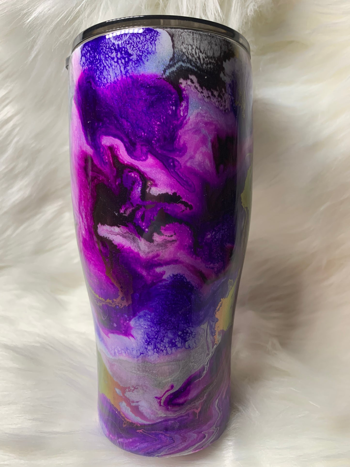 24 oz Modern Curve Tumbler in purples with purple glow